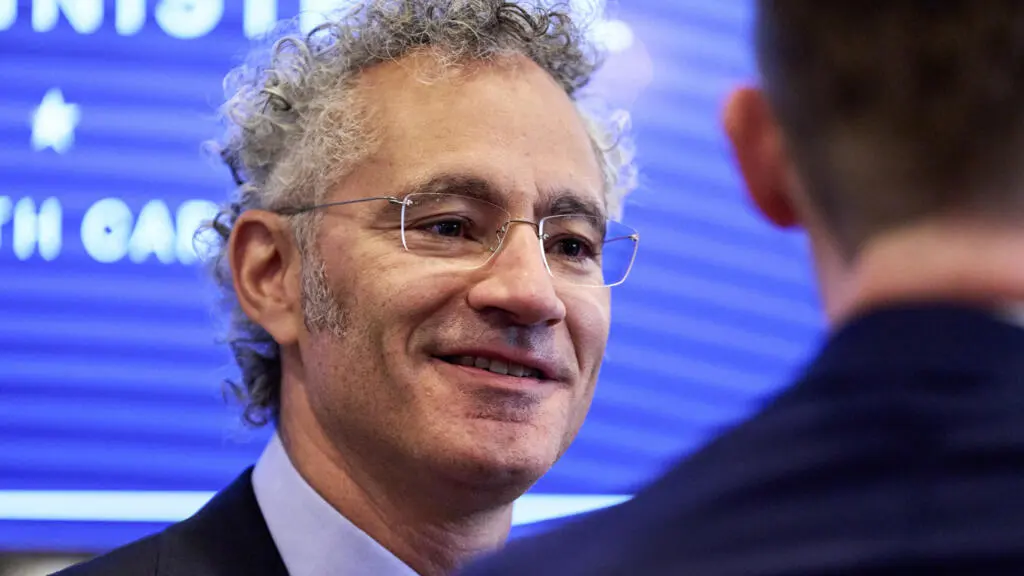 Alex Karp met en garde la France contre les risques d'une souveraineté numérique illusoire