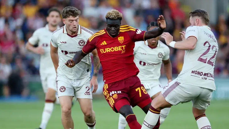Hull City engage des poursuites après les attaques racistes visant sa nouvelle recrue Robinio Vaz