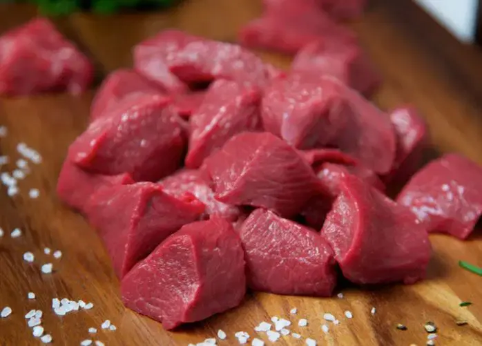 Cinq personnes interpellées à Damaturu pour la commercialisation présumée de viande de bétail mort