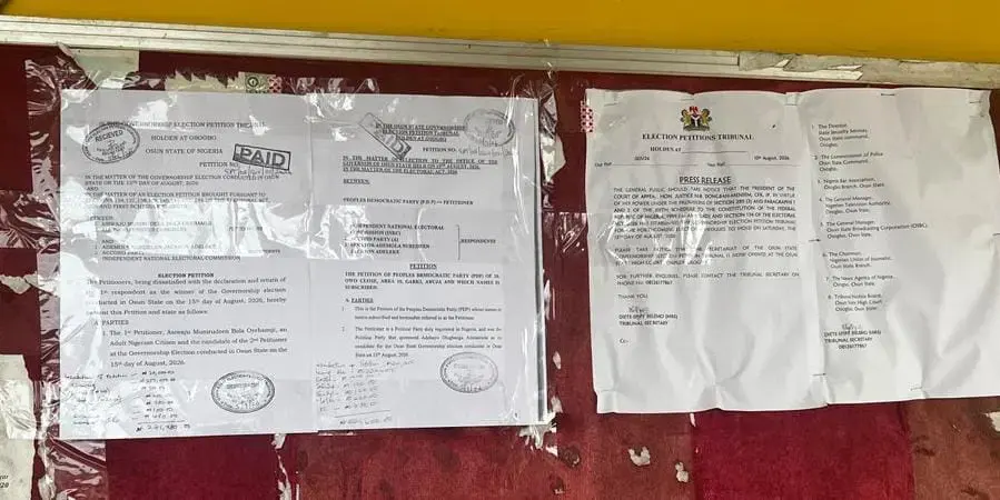 Le tribunal électoral d'Osun enregistre les recours de l'APC et du PDP contre la réélection d'Ademola Adeleke