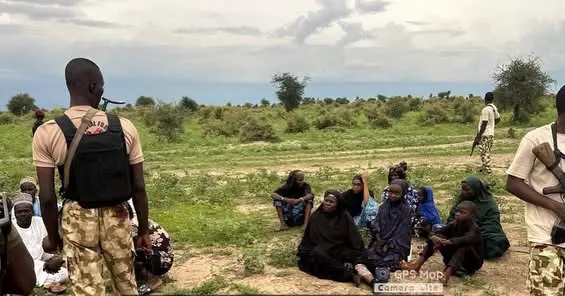 L'armée nigériane intensifie ses opérations sécuritaires avec 777 otages libérés en deux mois