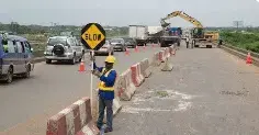 Embouteillages monstres sur l'autoroute Lagos-Ibadan en raison des travaux sur le pont de Kara