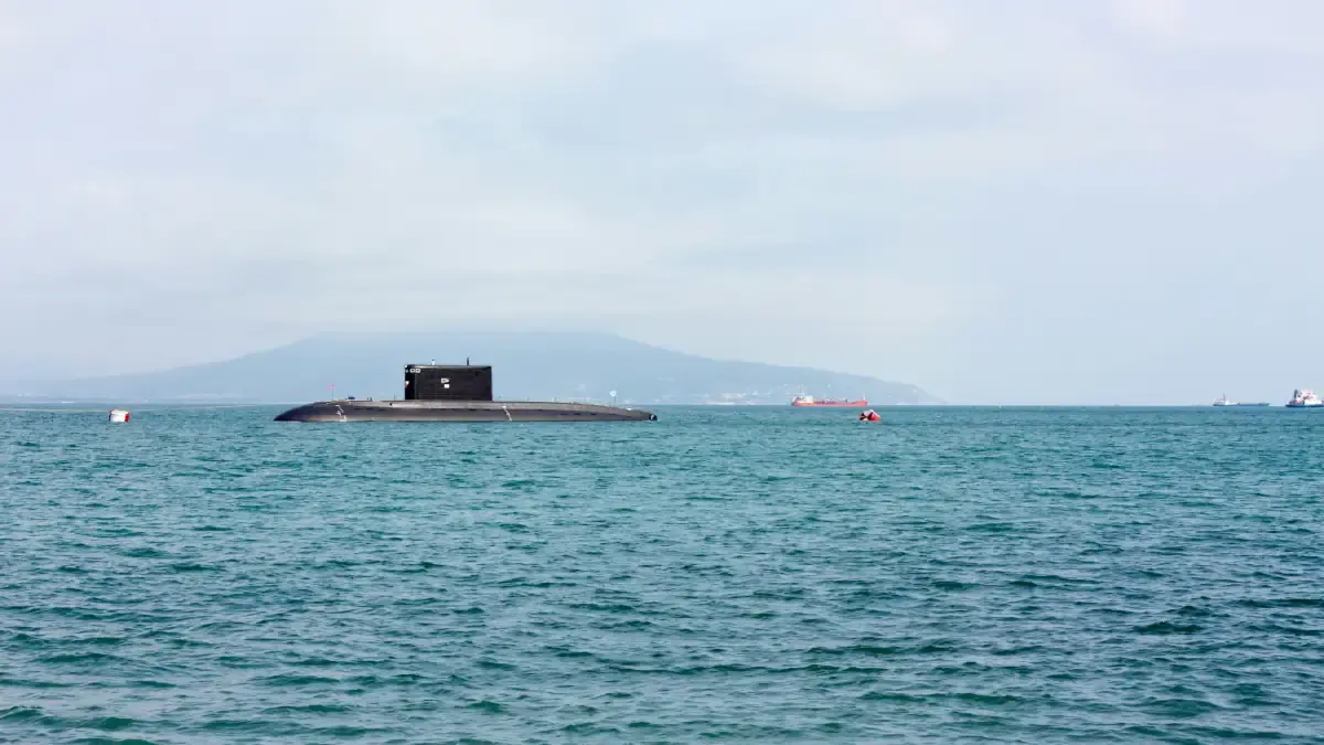 La Chine développe un navire porte-drones sous-marins inédit pour renforcer sa projection navale