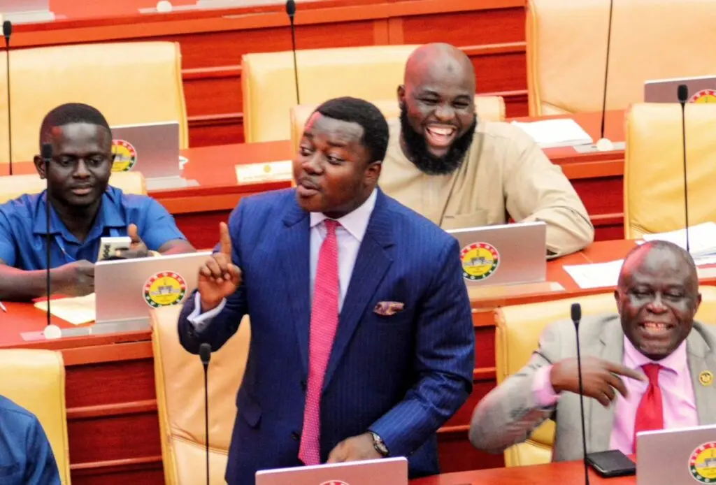 Le député John Ntim Fordjour dénonce la dérive du débat politique ghanéen vers l'invective