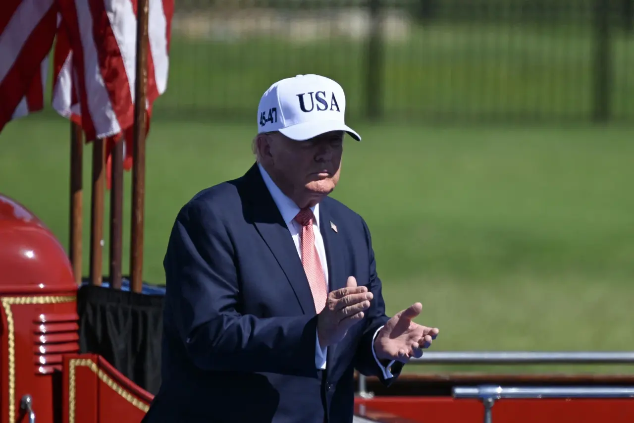 Donald Trump ordonne le retrait des produits canadiens des marchés publics américains en représailles aux droits de douane de Ottawa