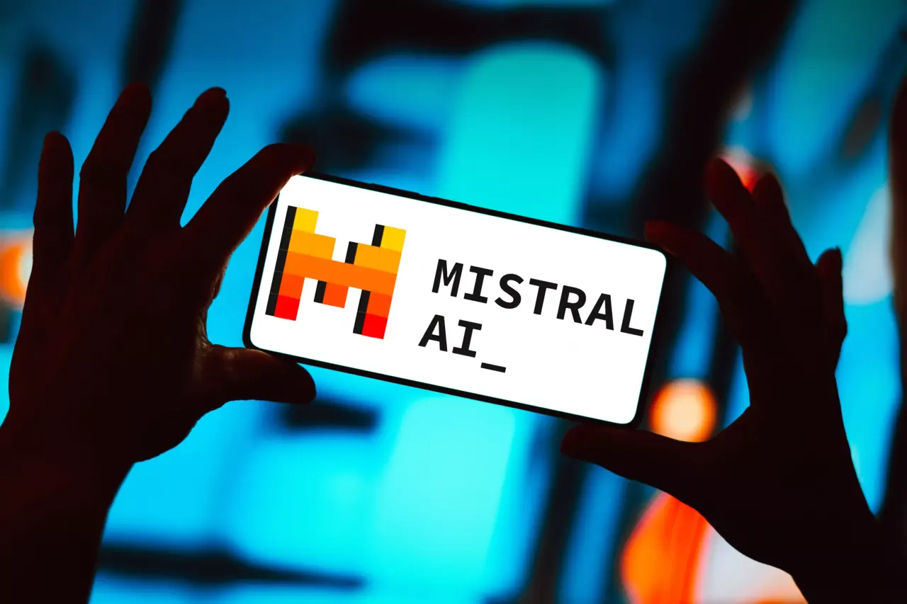 Mistral AI atteint une valorisation de 21 milliards d'euros après une levée de fonds majeure