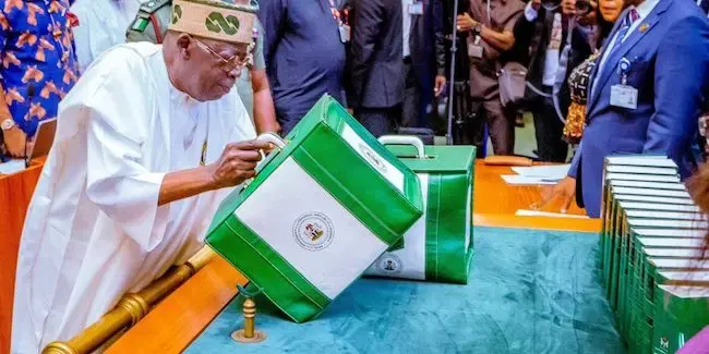 Nigeria : le budget d'investissement 2026 menacé par un report massif des exercices précédents