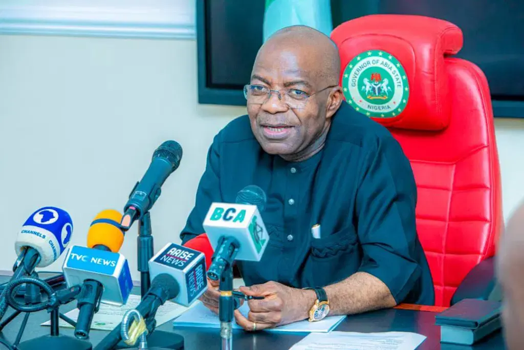 Le gouverneur d’Abia, Alex Otti, explique que s’opposer à la réélection de Tinubu serait source d’implosion politique