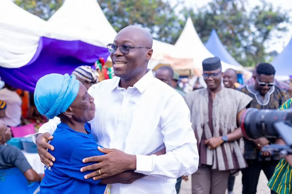 Le ministre des Finances ghanéen Ato Forson remercie ses électeurs après 18 ans de mandat parlementaire