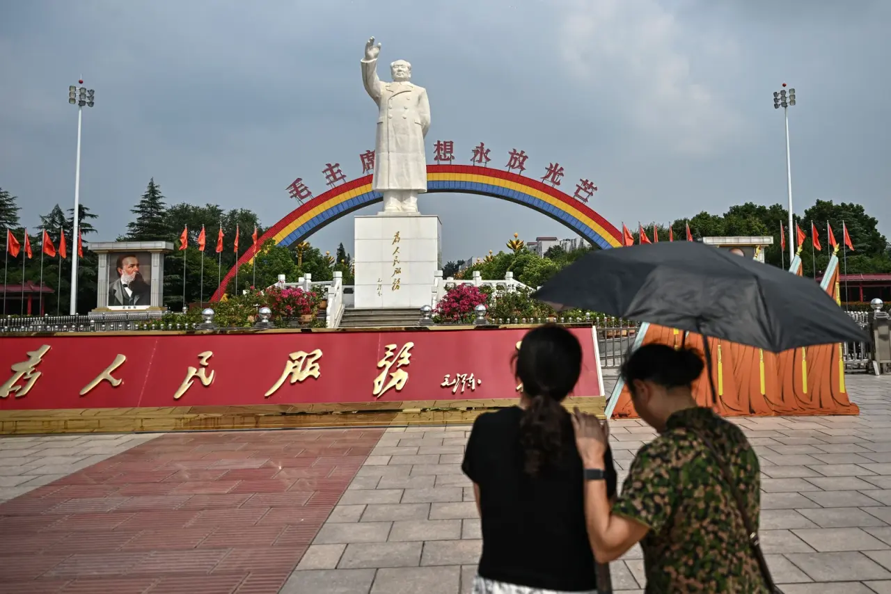 Cinquante ans après sa disparition, la figure de Mao Zedong fait l'objet d'une nostalgie croissante en Chine