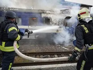 Guerre en Ukraine : la multiplication des frappes russes près de la frontière polonaise ravive les craintes d'escalade