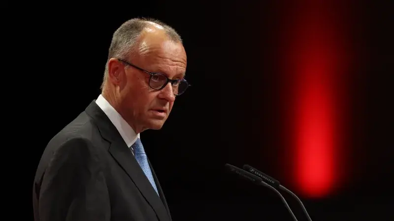 La montée en puissance de l'AfD fragilise la position du chancelier allemand Friedrich Merz