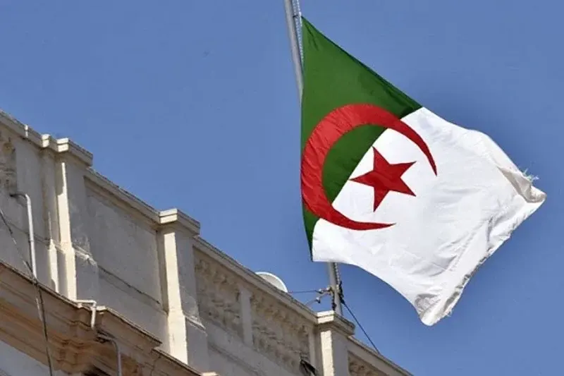 Le FMI avertit l’Algérie d’une dette publique qui pourrait atteindre 79 % du PIB d’ici 2031 et d’une chute des réserves de change