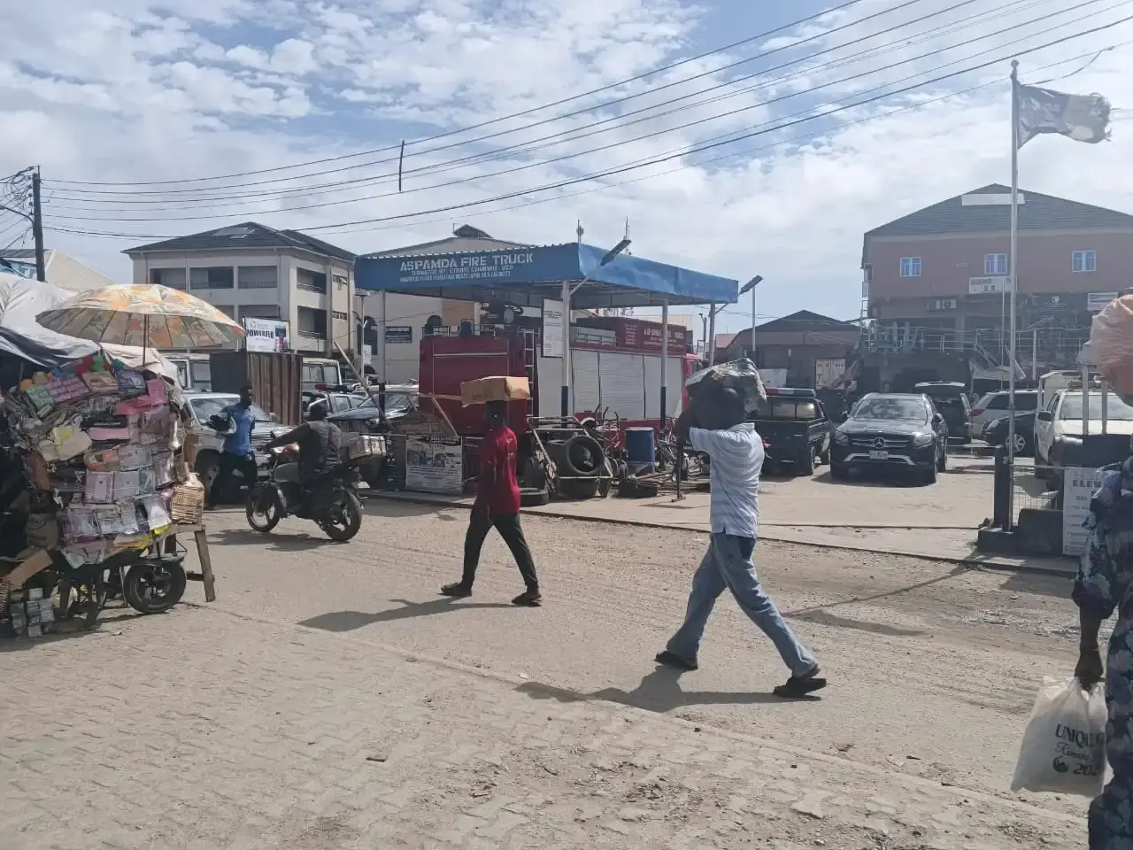 Tensions commerciales au complexe de Lagos : les détaillants nigérians face à la concurrence chinoise
