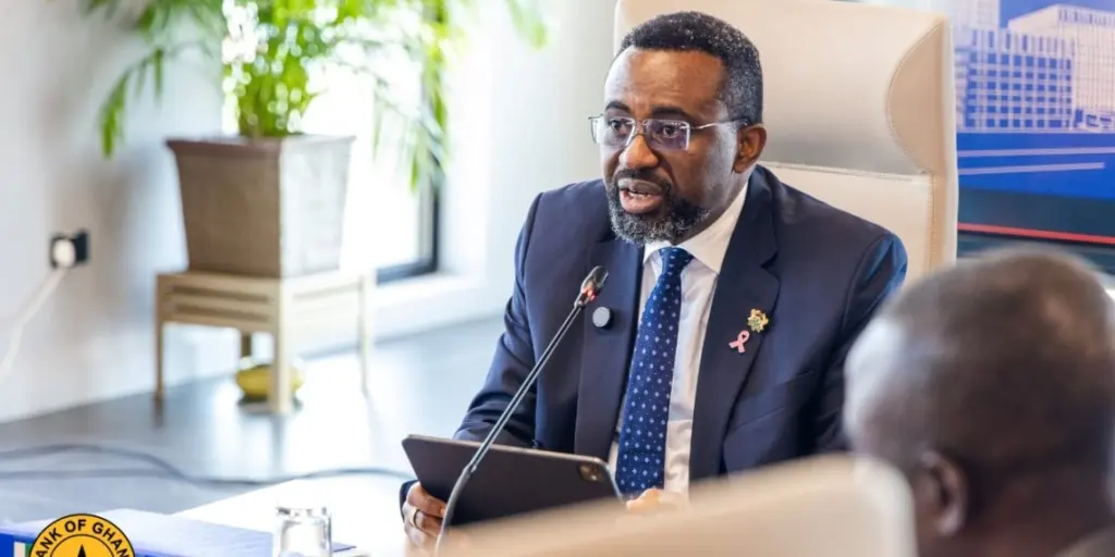 La Banque du Ghana durcit le ton contre les dégradations et détournements du cedi