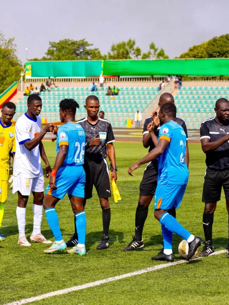 Nations FC vise la remontée face aux champions maliens du CAF Confederation Cup grâce à l’expérience et au soutien des supporters