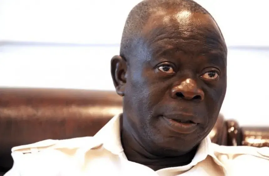 Le sénateur Adams Oshiomhole exige une enquête indépendante après le décès de 37 mineurs en détention au Niger