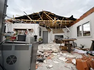 Après la tornade de Pomas, les sinistrés face aux pillages et au démarchage abusif
