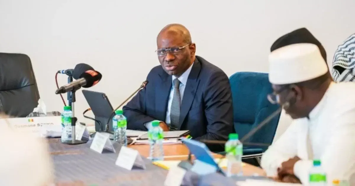 Le ministre Boubacar Camara salue le travail d'Ousmane Sonko, mais défend la décision présidentielle de changement de Premier ministre