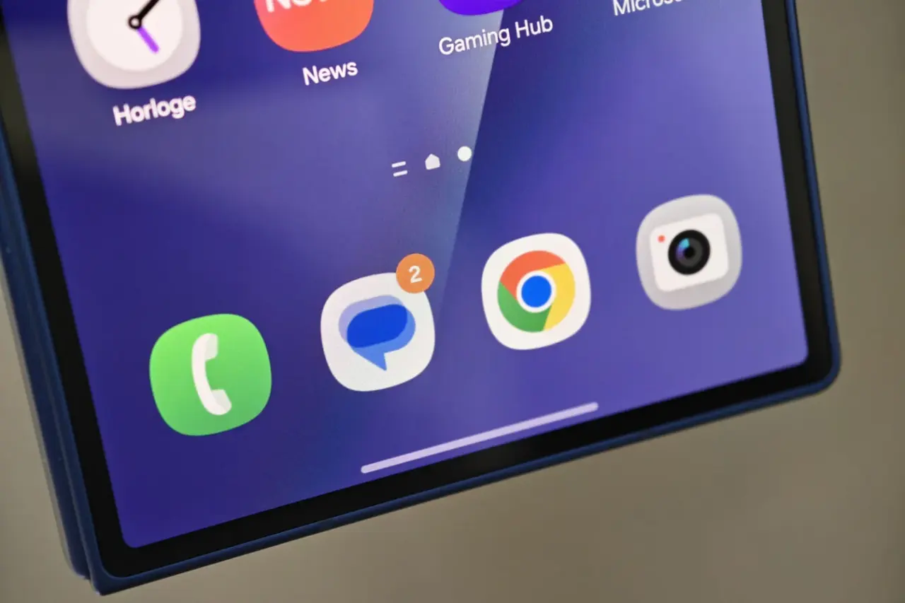 Un défaut de synchronisation dans Google Messages compromet la qualité des photos prises avec flash