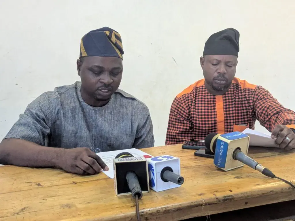 Ogun 2027 : Le YPP et le BOOT Party contestent l'abandon des poursuites contre la candidature de Solomon Adeola