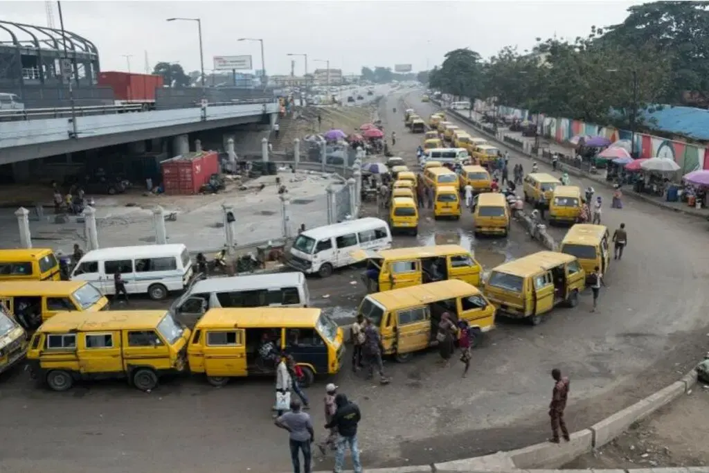 Le gouvernement nigérian engage une réforme structurelle pour moderniser son secteur du transport routier