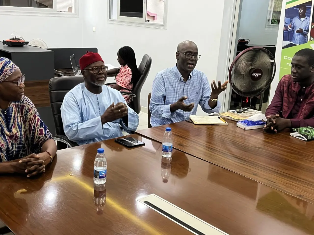 Le député Thierno Alassane Sall exige une transparence accrue dans la gestion des fonds de l'ASER
