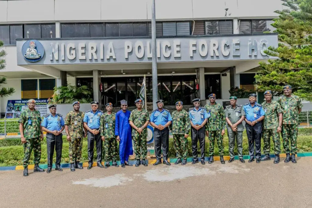 Nigeria : Police et Armée de l’air unissent leurs forces pour sécuriser les élections de 2027