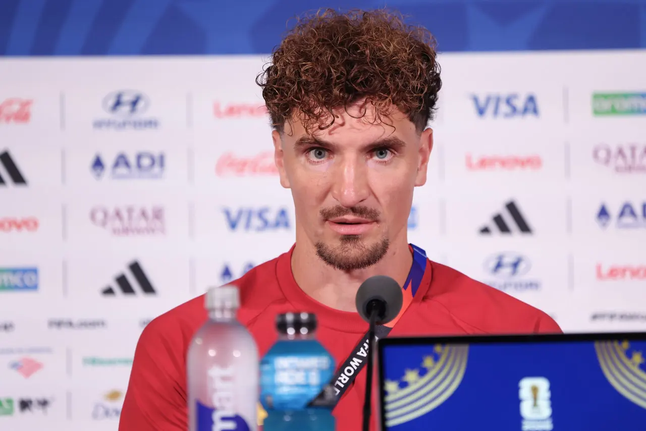 Thomas Meunier pointe les dérives financières et politiques du football mondial