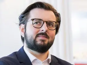 Primaire de la gauche française : Philippe Brun écarté du scrutin après sa suspension du Parti socialiste