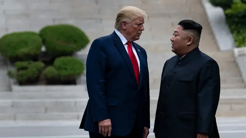 Pyongyang réaffirme l'irréversibilité de son arsenal nucléaire face à l'alliance Washington-Séoul-Tokyo