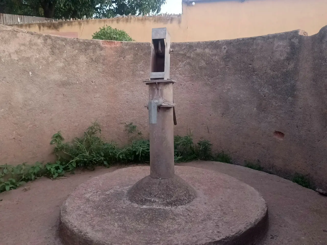 Logone Occidental : l’accès à l’eau potable reste un défi quotidien pour les habitants de Moundou