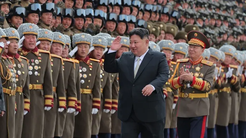 Kim Jong Un supervise le test d’une arme de nouveau type, déclenchant protestations du Japon et condamnation de la Corée du Sud