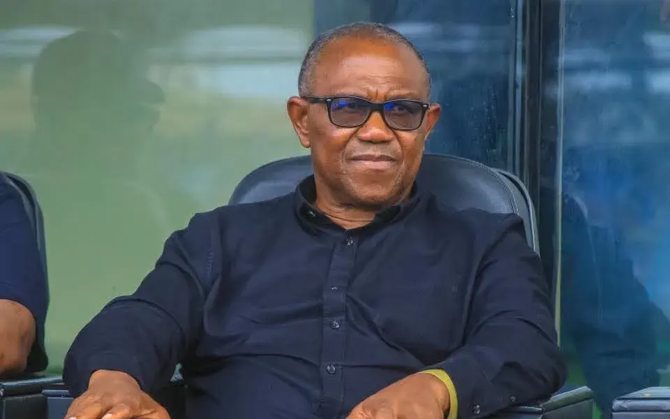 La présence de Peter Obi au stade Mobolaji Johnson souligne l'intérêt croissant pour le championnat national nigérian
