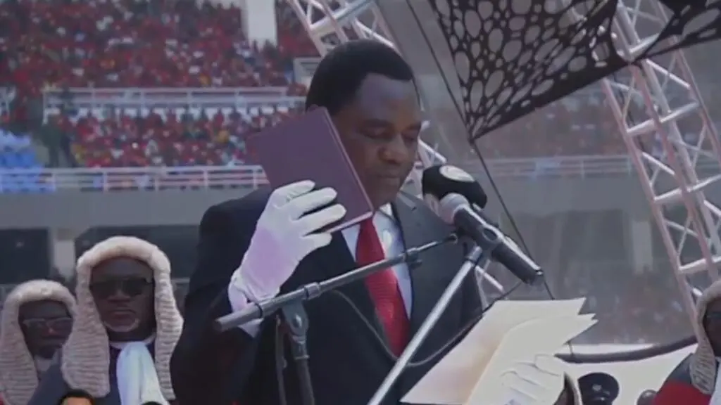 Hakainde Hichilema entame un second mandat en Zambie sur fond de tensions politiques persistantes
