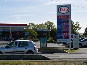 La flambée des prix des carburants en France atteint des sommets historiques sous l'effet des tensions géopolitiques