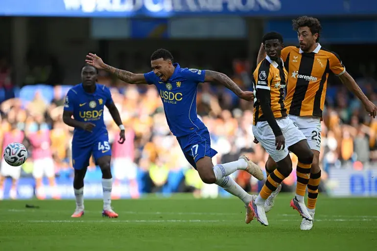 Premier League : Chelsea freiné par Hull et Liverpool en panne d'efficacité offensive