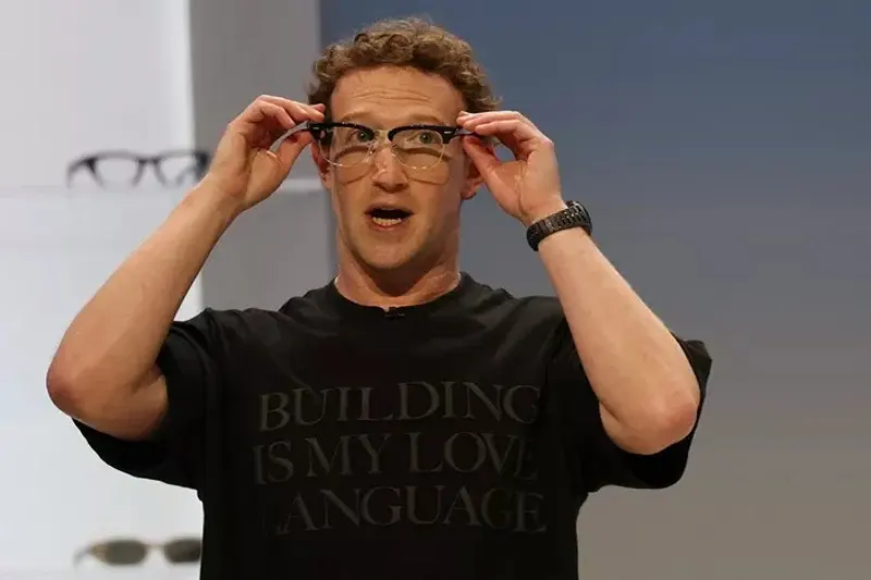 Meta réoriente sa stratégie des objets connectés avec des lunettes sans caméra centrées sur l'intelligence artificielle
