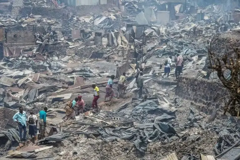 Une bousculade meurtrière dans une école de Bukavu soulève des questions sur la sécurité des infrastructures scolaires en RDC