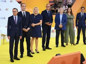 Le paysage politique français face à une crise de confiance généralisée à l'approche de 2027