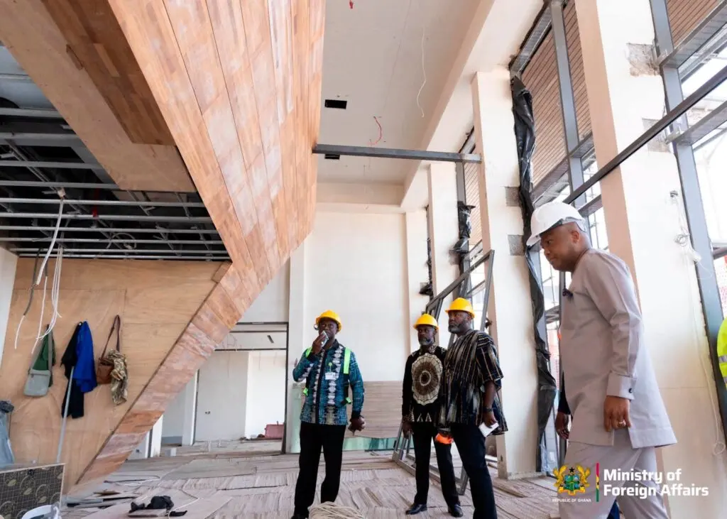 Le lounge VIP de l’aéroport d’Accra sera achevé d’ici fin d’année grâce à un financement 100 % privé, précise le ministre Samuel Ablakwa