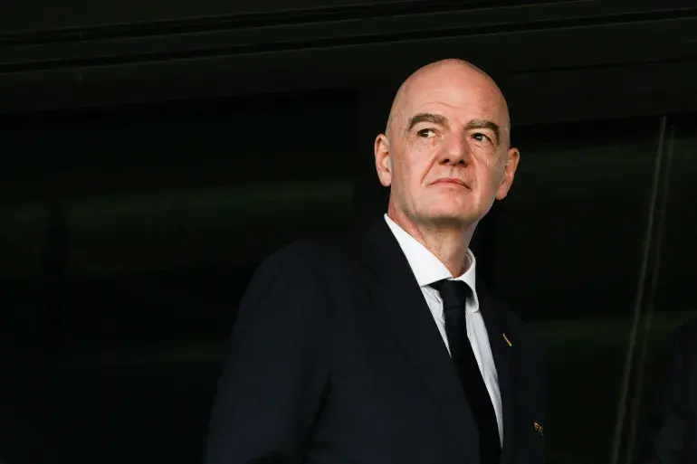L'UEFA et la CONCACAF exigent une redistribution de 2,1 milliards de dollars des réserves de la FIFA