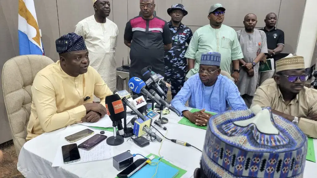 Le parti au pouvoir au Nigeria réaffirme son soutien à la politique économique de Bola Tinubu