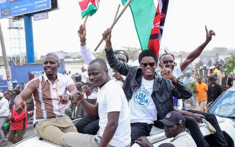 Un citoyen saisit la justice pour obliger le sénateur Edwin Sifuna à se présenter à la présidence du Kenya