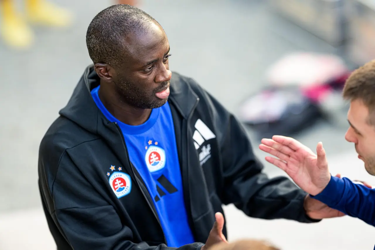 Yaya Touré devient le premier entraîneur africain à diriger une équipe en Ligue des champions