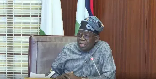 Enugu : la communauté d'Ikem soutient le gouverneur Mbah et le président Tinubu, mais réclame une route