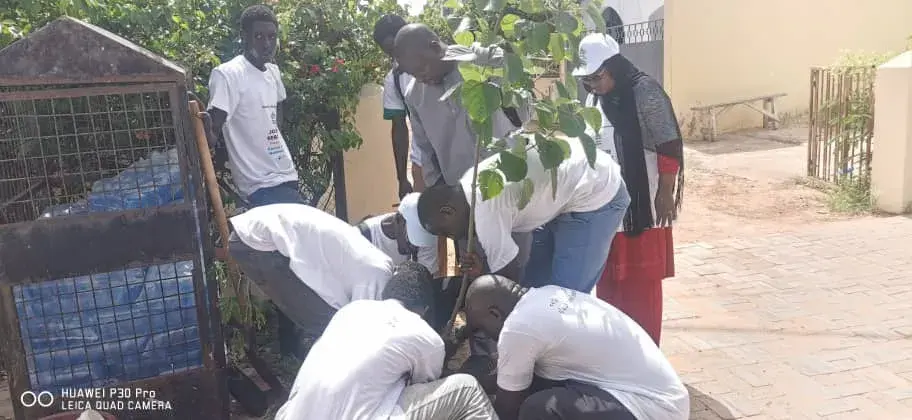 Le mouvement « Yitte ak ndieurigne » : une initiative citoyenne pour un environnement hospitalier plus sain à Pikine