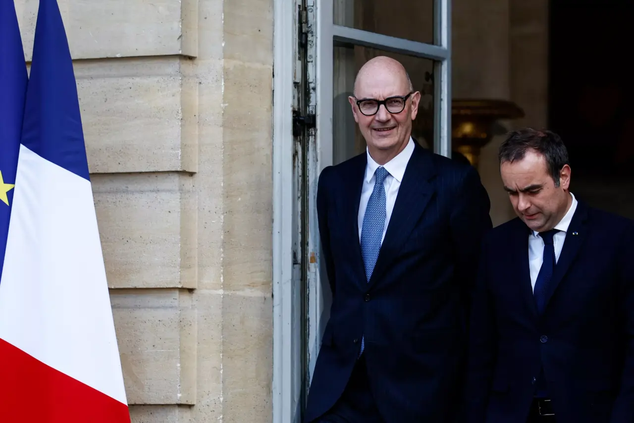 Le gouvernement français envisage de solliciter les retraités pour redresser le budget 2027