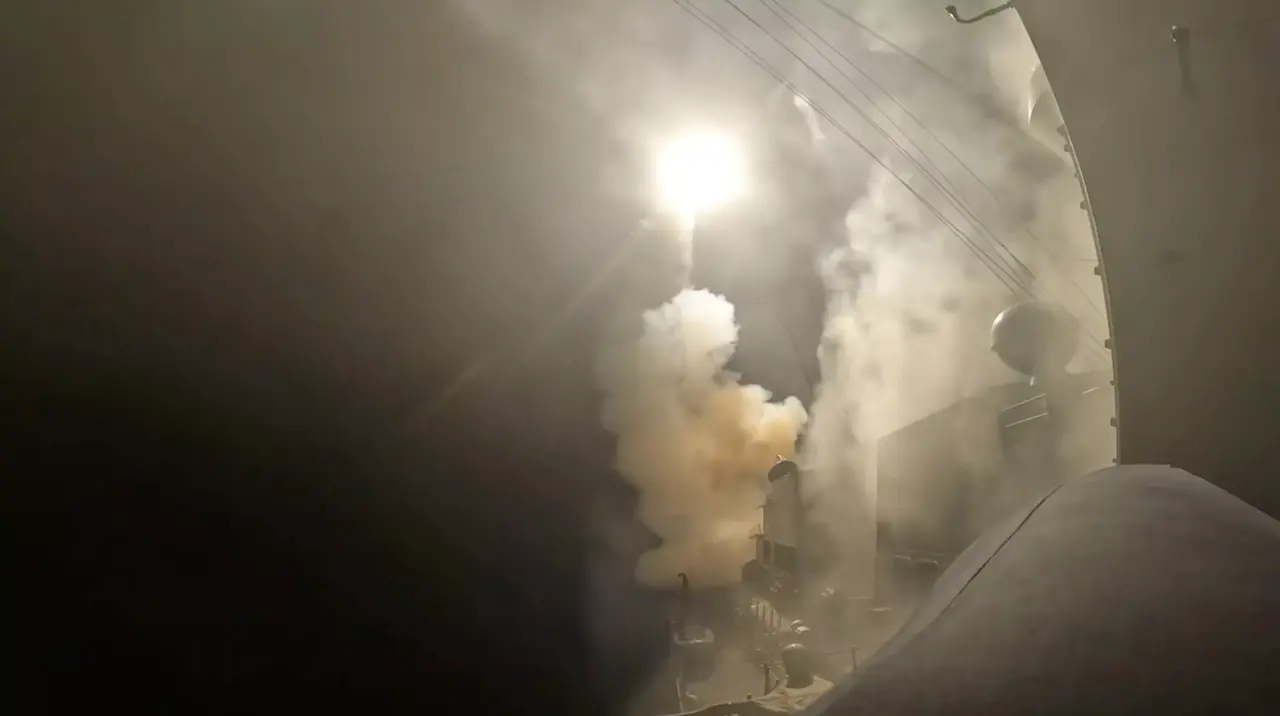 L’Iran frappe des bases américaines au Golfe après des frappes US : escalade militaire et flambée des prix de l’énergie