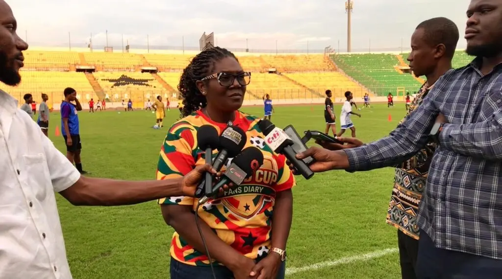 L'ambassade des États-Unis au Ghana renforce le leadership des entraîneures de football féminin
